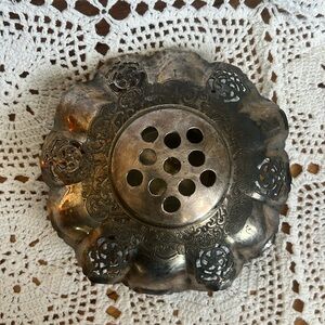 Vintage Essay Canada Ornate Flower Frog Bowl 1514 E.P.Copper Silverplate 6½"×2½"